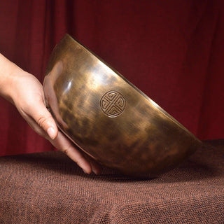 Handmade Tibetan Full Moon Sound Therapy Singing Bowl (7.9", Heart Chakra)