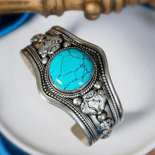 Tibetan Traditional Silver Bracelet with Turquoise Charm