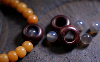 Tibetan Handmade Amber Bodhi Wrist Mala Beads